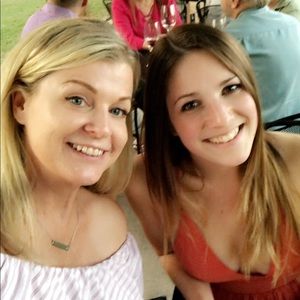 Meet your Posher, Lisa